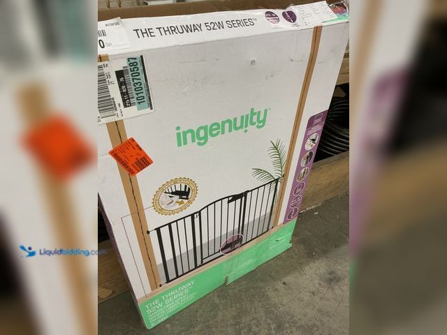 Lot 49-5476570 - Summer by Ingenuity The Thruway 52W Series with Glide Open - Espresso Gate. Model #012914170243. Use...