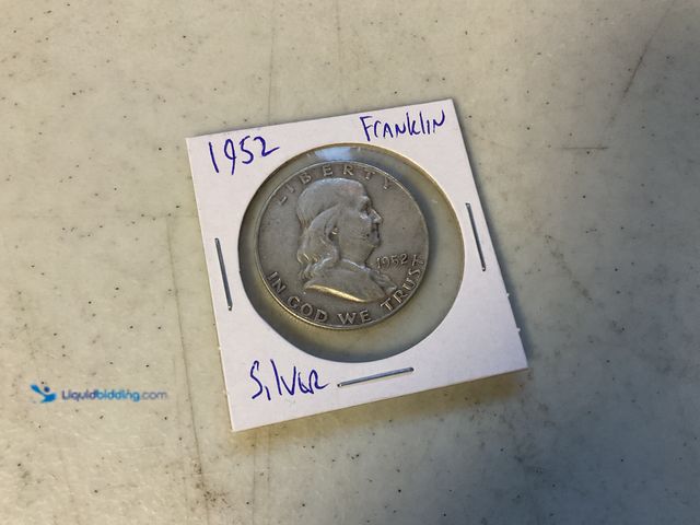 Lot 49-1830030 - 1952 FRANKLIN HALF DOLLAR COIN 90% SILVER #COINS0219
