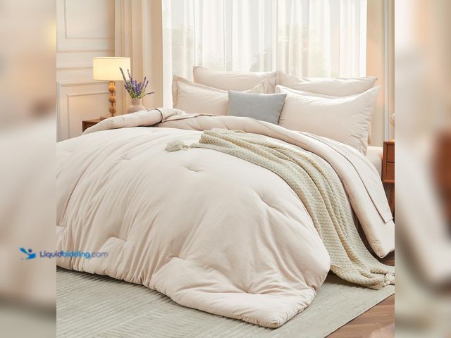 Lot 49-1541017 - MUXHOMO 5 Pieces Twin XL Comforter Set, Soft Bed in a Bag Twin XL Size, All Season Bedding Set with ...