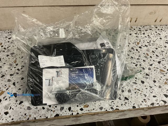 Lot 49-5453760 - Outdoor Projector Screen with Stand - Portable Projector Screens Indoor Outdoor Projector Screen Out...