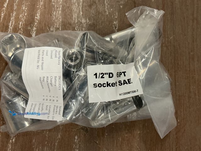 Lot 49-5487018 - Husky 1/2''D Soket 25pc Set. Unused