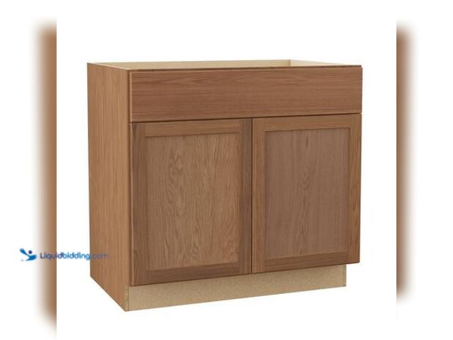 Lot 49-5553517 - Hampton Bay Sinclair 36 in. W x 24 in. D x 34.5 in. H Assembled Base Kitchen Cabinet in Shaker Saddl...