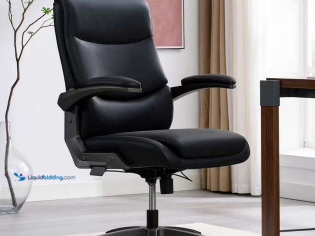 Lot 49-5541684 - La-Z-Boy High Back Height Adjustment and 360 Degree Swivel Office Desk Chair, Black (hardware includ...