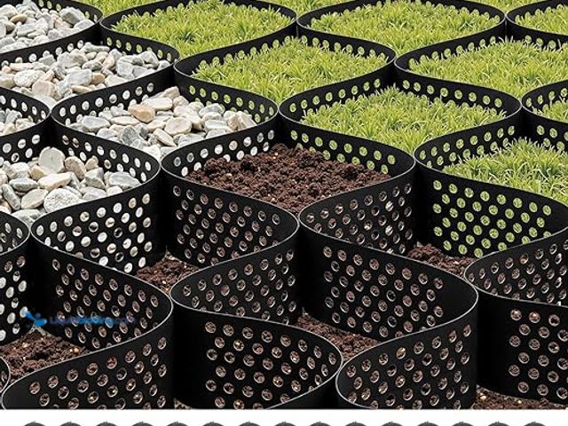 Lot 49-5415188 - VEVOR Gravel Grid, 4 Inch Depth, 17.06 x 8.86 FT / 5200 x 2700 mm, 1880 LBS Per Sq ft Grass Ground R...
