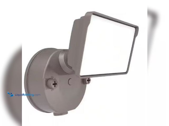 Lot 49-5436904 - HALO 150-Watt Equivalent, 3000 Lumen, Integrated LED, Dusk to Dawn Flood Light, Bronze. Model # FGS3...