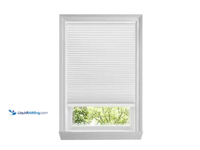 Lot 49-1549493 - Home Decorators Collection Shadow White 9/16 in. Cordless BO Fabric Cellular Window Shades-30.375 in...