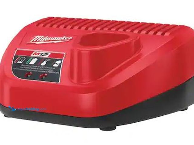 Lot 49-5460525 - Milwaukee
M12 12-Volt Lithium-Ion Battery Charger Internet # 202043587
Model # 48-59-2401
Store S...