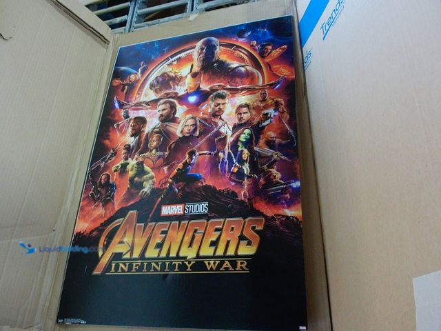 Lot 49-1556627 - Trends International Marvel Cinematic Universe - Avengers - Infinity War - One Sheet Wall Poster, 22...