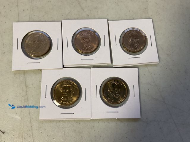 Lot 49-5467312 - LOT OF 5 PRESIDENTIAL GOLD (IN COLOR) ONE DOLLAR COINS INCLUDING WASHINGTON, LINCOLN, POLK AND FILLM...
