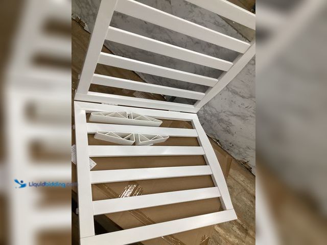 Lot 49-5461104 - Freestanding Dog Gate Indoor, Doggie Gate Foldable Dog Gates for Doorways,Stairs or Hallways, Wooden...