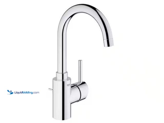 Lot 49-1627453 - GROHE Concetto Single Hole Single-Handle Bathroom Faucet 1.2 GPM in StarLight Chrome Model # 3213800...