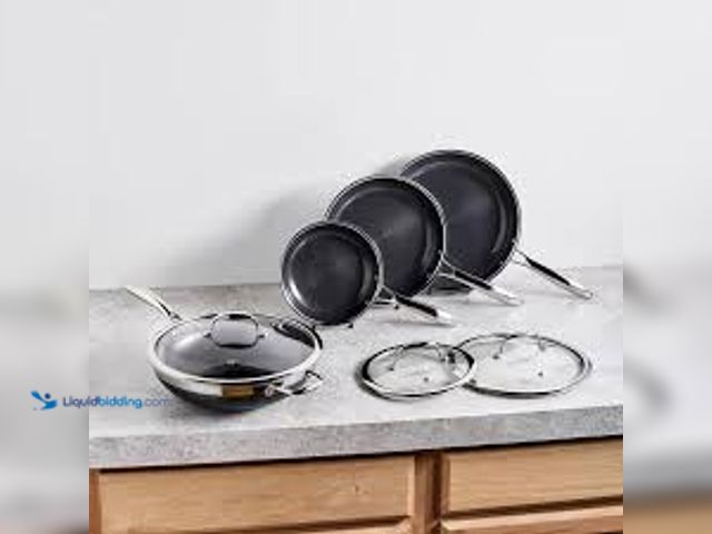 Lot 49-5485874 - HexClad 7-piece Cookware Set. Item 1244601 | Model 859006007083. Unused.