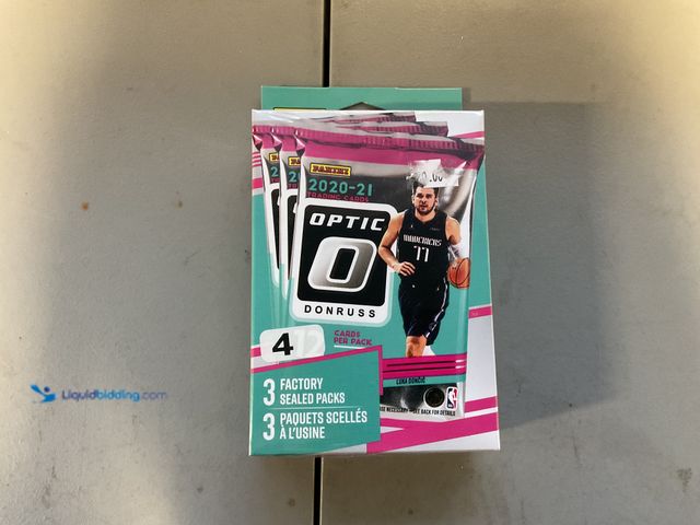 Lot 49-1505921 - FACTORY SEALED 2020-21 PANINI OPTIC BASKETBALL HANGER BOX AMAZING BOX FOR ANY COLLECTOR #COINS1211