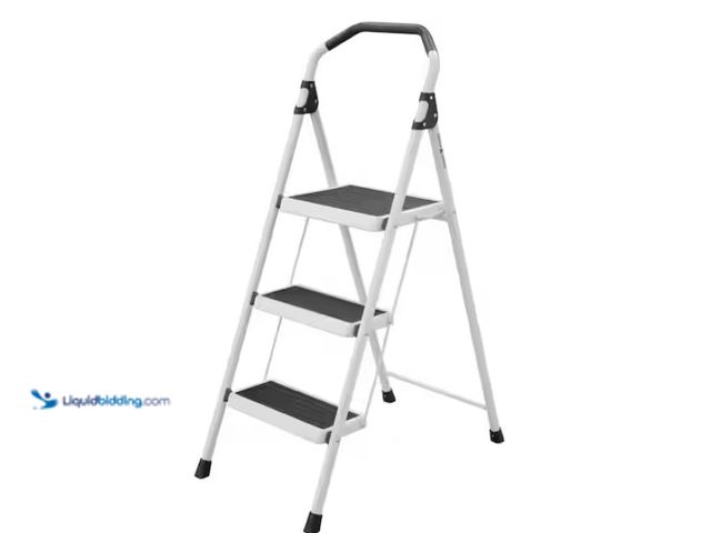 Lot 49-1622645 - Gorilla Ladders 3-Step Steel Lightweight Step Stool Ladder 225 lbs. Load Capacity Type II Duty Ratin...