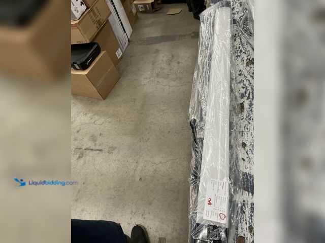 Lot 49-5546135 - Barrina BS84 LED Shop Lights for Workshop 4FT, 84W, 10000LM, 5000K Linkable Light Fixture for Garage...