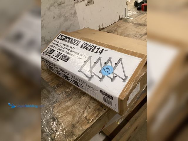 Lot 49-5454040 - Metaltech 14 in. Scaffold Outriggers (Set of 4) with Pins & Knobs included. Item is Unused, hardware...