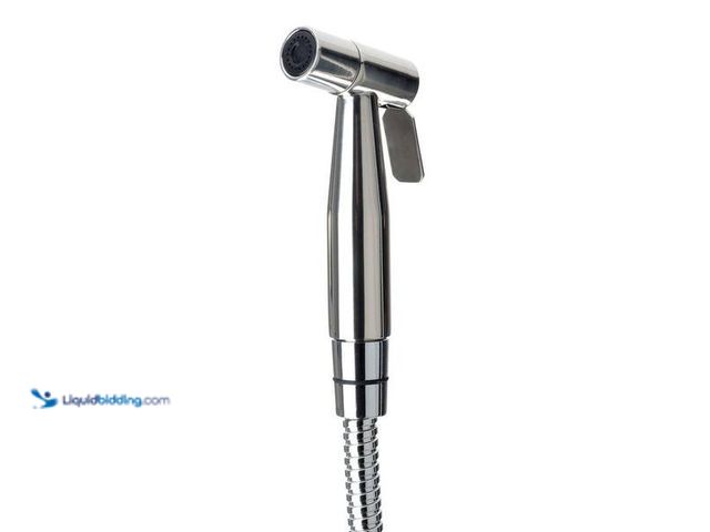 Lot 49-3528687 - Brondell
CleanSpa Handheld Bidet in Stainless Steel Model # CSL-40 , item is unused.