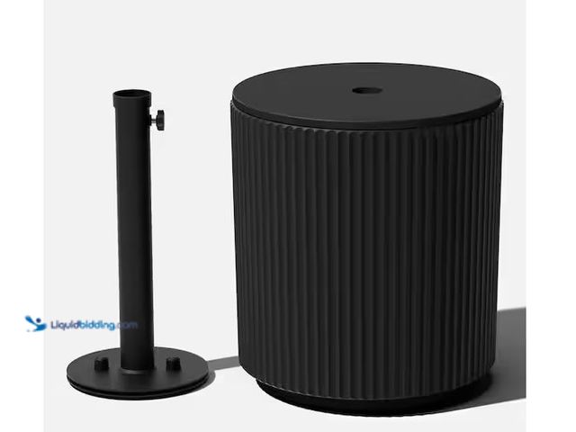 Lot 49-5555283 - Veradek
Round Black Plastic 20 in. Height Outdoor Shade Side Table, Unused