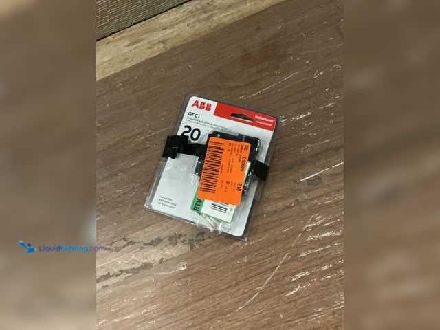 Lot 49-5449518 - ABB
20 Amp 1-Pole Ground Fault Breaker with Self-Test (THQL1120GFTA) Unused