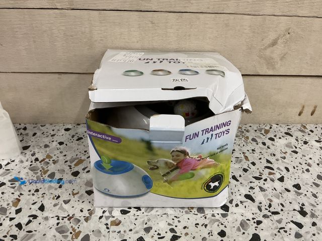 Lot 49-5437969 - Dog Ball Thrower Launcher, Indoor/Outdoor Automatic Ball Launcher for Small and Medium-Sized Dogs, I...