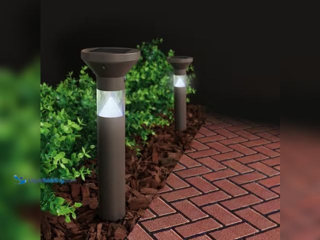 Lot 49-3433548 - Lot of (2) Feit Electric OneSync Landscape 40 Lumens Bronze Solar Integrated LED Outdoor Bollard Lig...