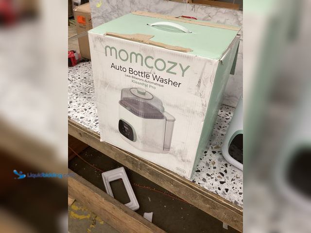 Lot 49-5460614 - Momcozy Baby Bottle Washer BS003-GW10NB-A Item is used, powers on