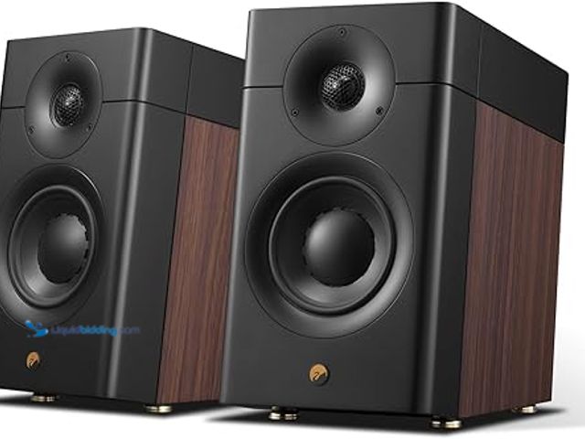Lot 49-3536817 - HiVi-Swans D3.1 MKII Passive Bookshelf Speakers.Model #J4NKNO3BBG.  Unused. Speakers only.