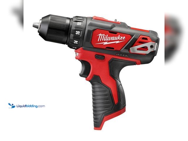 Lot 49-3510938 - Milwaukee
M12 12V Lithium-Ion Cordless 3/8 in. Drill/Driver (Tool-Only) Unused (tested works)