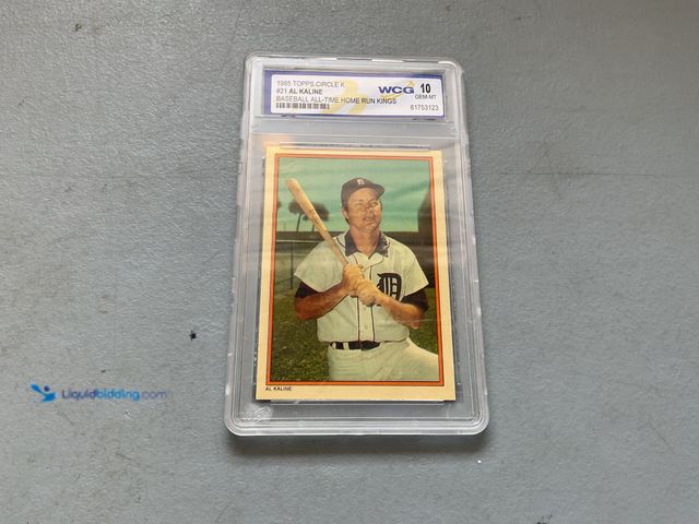 Lot 49-1801447 - GRADED CARD! 1985 CIRCLE K BASEBALL #21 AL KALINE!