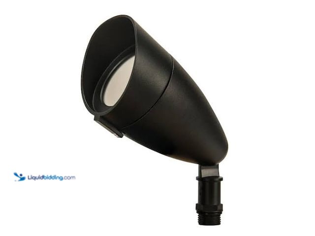 Lot 49-5541916 - QTY 4 Commercial Electric 550 Lumens Bronze Plastic Plug-in LED Outdoor Spotlight with 3000K Integra...