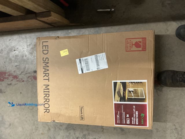 Lot 49-5559660 - 20 in. W x 28 in. H LED Lighted Large Rectangular Silver Wall Mount Medicine Cabinet with Mirror. Un...