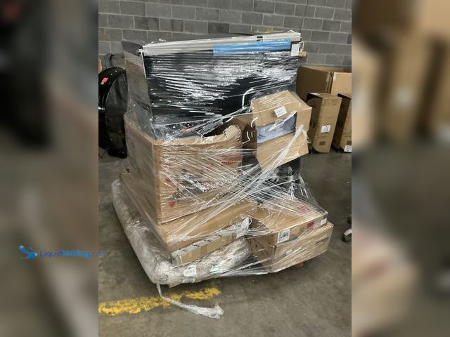 Lot 49-5546114 - Salvage Pallet Containing Many Miscellaneous Items. IMPORTANT: Please note that the condition of thi...