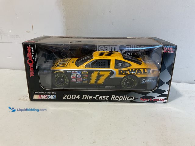 Lot 49-1977892 - Other WOW AMAZING 1:18TH SCALE DIECAST REPLICA OF THE 2004 #17 MATT KENSETH DEWALT FORD TAURUS IN OR...