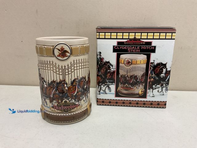 Lot 49-2009282 - Other WOW AN AMAZING NEW IN BOX BUDWEISER CLYDESDALES STEIN “CLYDESDALE HITCH STEIN” WITH COA AN AMA...