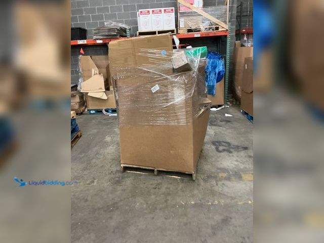 Lot 49-5476310 - Salvage Pallet - IMPORTANT: Please note that the condition of this lot is SALVAGE. Salvage assets ar...