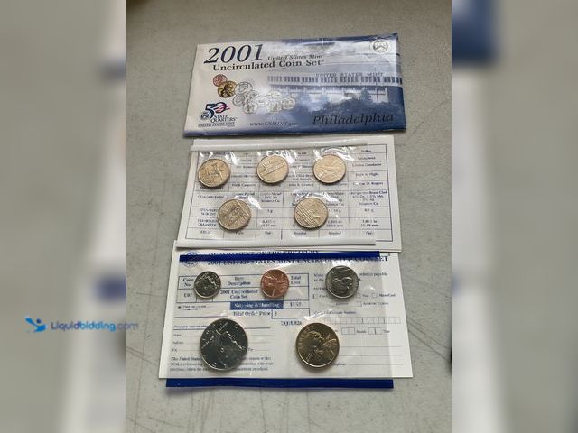 Lot 49-3609262 - 2001 UNITED STATES MINT UNCIRCULATED COIN SET 10 COINS IN PLASTIC SLEEVES AND ORIGINAL ENVELOPE