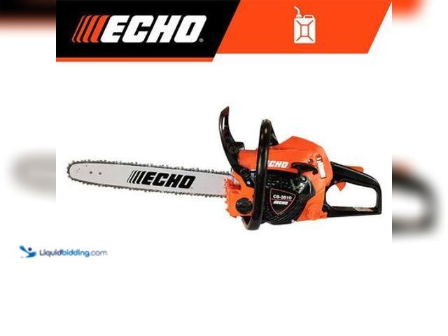 Lot 49-5549839 - ECHO 16 in. 34.4 cc Gas 2-Stroke Engine Rear Handle Chainsaw. Model # CS-3510-16. Used