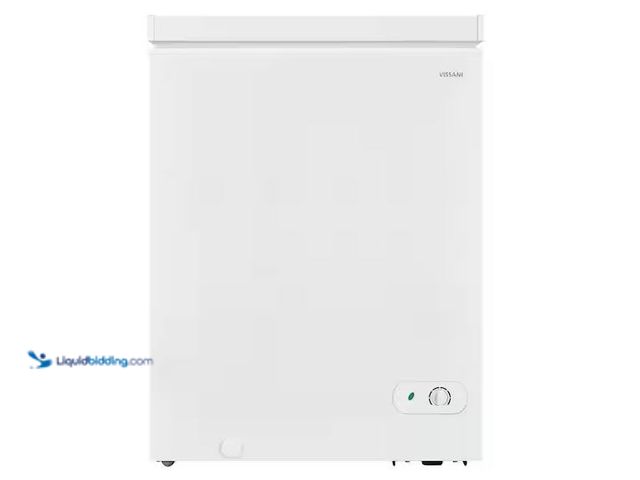 Lot 49-1576945 - Vissani 5.0 cu. ft. Manual Defrost Chest Freezer with LED Light in White, Garage Ready Model # HMCF5...