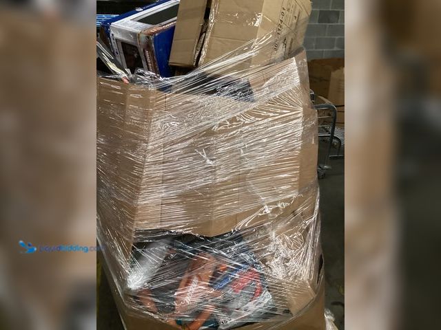 Lot 49-5458846 - Salvage Pallet - IMPORTANT: Please note that the condition of this lot is SALVAGE. Salvage assets ar...