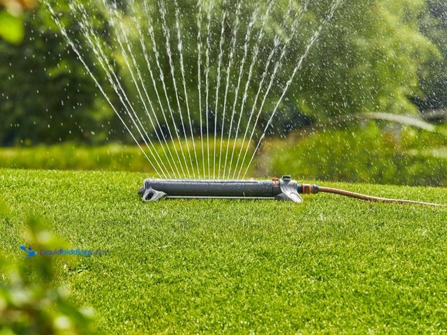 Lot 49-5543114 - Aquazoom Oscillating Sprinkler 3900 Sq. Ft - Great for Large Yards. Unused