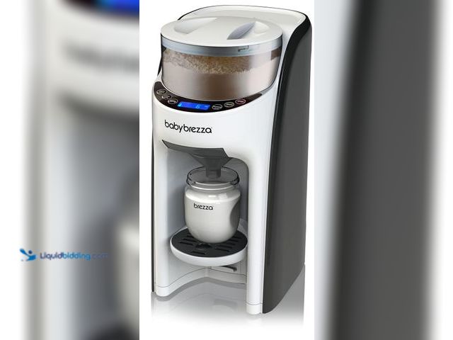 Lot 49-5488035 - Baby Brezza New and Improved Formula Pro Advanced Formula Dispenser Machine - Automatically Mix a Wa...