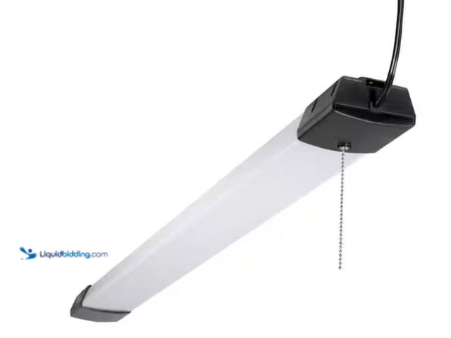 Lot 49-2020712 - Metalux SHP 46 in. 128-Watt Equivalent, 10000-Lumens Integrated LED, White Shop Light, Commercial/Re...
