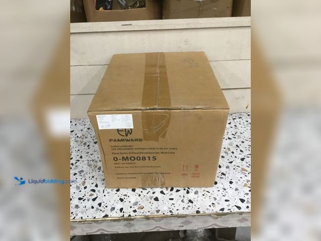 Lot 49-5410769 - Famiware moonseries 24 piece dinnerwareset, multi color Model Number: 0-mO0815. Unused