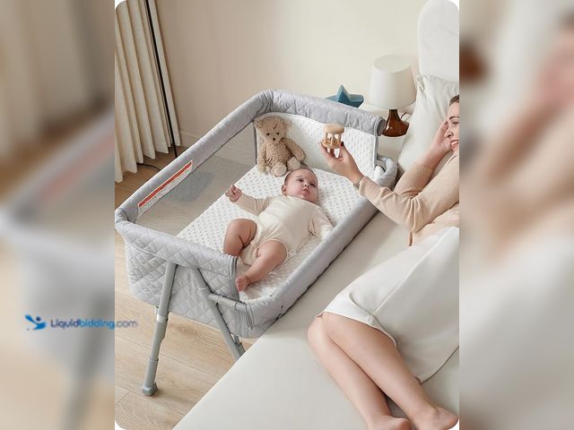 Lot 49-5438350 - AirClub Bassinet Bedside Sleeper, Baby Crib for Newborn, Baby Bassinets Bedside Sleeper with 4 Auto-...