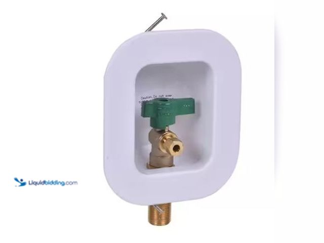 Lot 49-3631219 - Oatey I2K 1/2 in. Brass Compatible Copper Sweat Connection Ice Maker Outlet Box with 1/4 Turn, Model...
