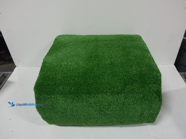 Lot 49-3430534 - 10 ft. x 10 ft. Artificial Turf Grass, Green, Slightly used.   Ref#CRS0114