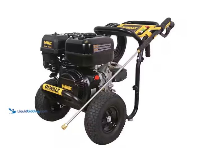 Lot 49-2020935 - DEWALT 4400 PSI 4.0 GPM Gas Pressure Washer with 420cc Engine, Triplex Pump, Commercial Cold Water P...