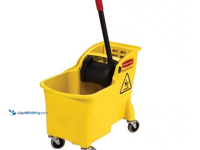 Lot 49-5555449 - Rubbermaid Commercial Products
31 Qt. Tandem Mop Bucket, Unused with attachments