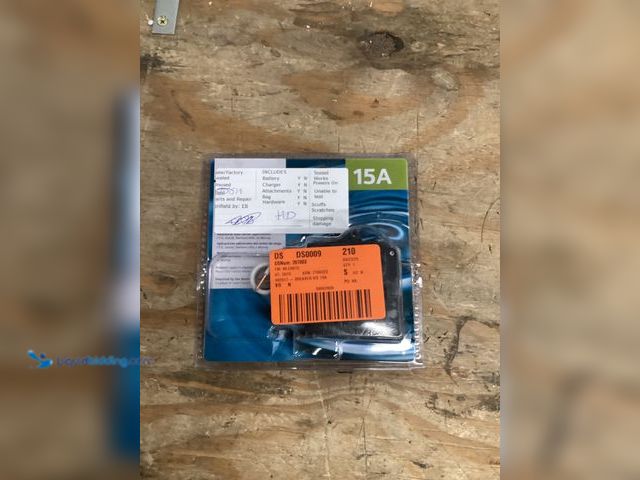 Lot 49-5436899 - Siemens 15 Amp Single Pole Type QPF2 GFCI Circuit Breaker. Model # US2:QF115AP. Slightly used.