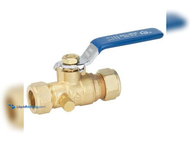 Lot 49-5558988 - QTY 8 - 3/4 in. COMP x 3/4 in. COMP Lead Free Brass Ball Valve with Drain Model # 119-1-34-EB UNUSED
